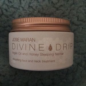 Josie Maran Divine Drip